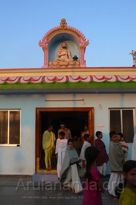 P1050977.JPG - Shiva temple with Sadasiva Brahmendra Swami's statue