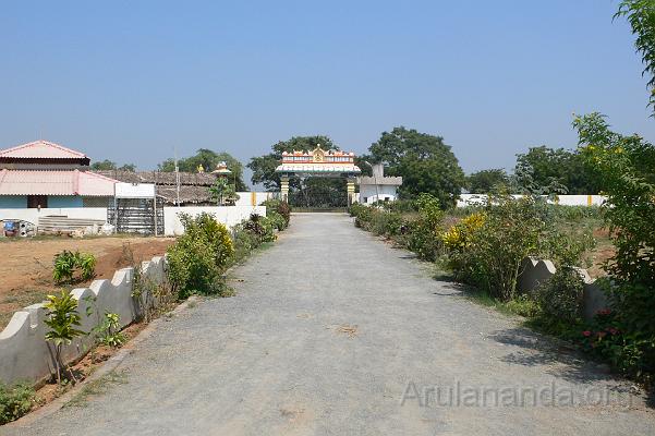 P1060023.JPG - Exit from the ashram to the national highway
