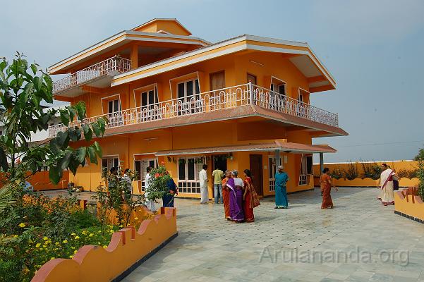 DSC_0012.JPG - Swamiji's Residence and Meditation Hall at the Ashram
