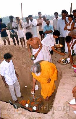 FoundationforOldHome.jpg - Sankhustapana for old age home