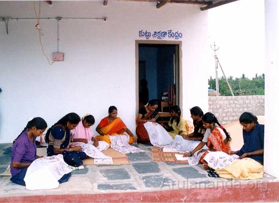 TailoringCenter.jpg - Free tailoring training center in Vadarevu Ashram