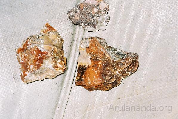 CNV00009.JPG - Siddha medicine ingredients