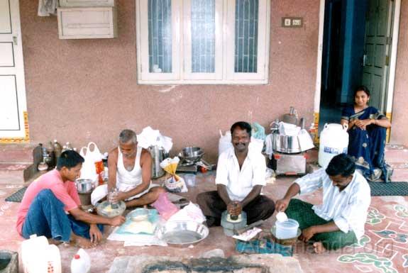 SiddhaMedicinePreparation.jpg - Preparation of siddha medicines