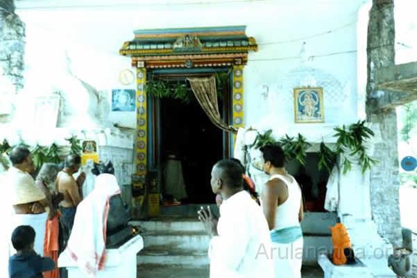 Pasumalai.jpg - Lalitananda Swami's Samadhi Temple