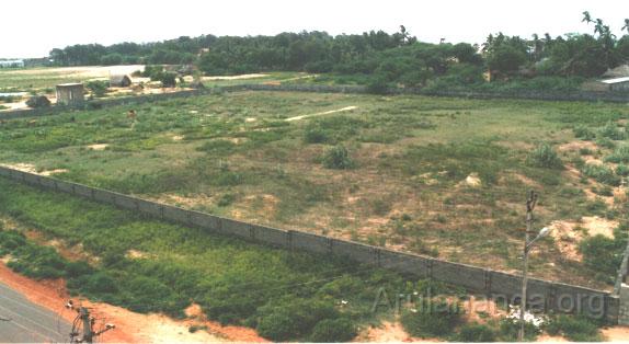 Land-Opposite.jpg - Land for the hospital across the road; bay of bengal is about 100 meters to the east